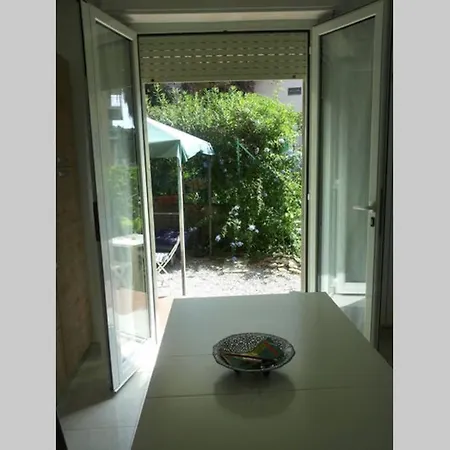 Будинок відпочинку Monolocale Con Giardino 100mt/mare Санремо